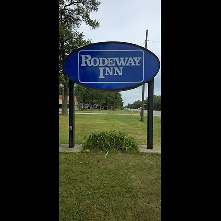 Camp Inn Lodge Oscoda Exterior foto